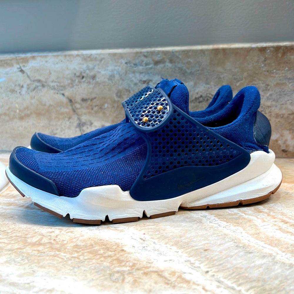 Nike Sock Dart size 8 women’s shoes